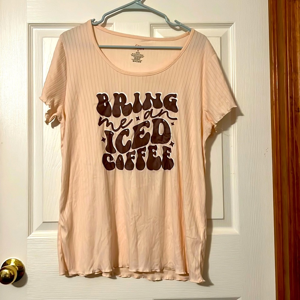 Woman’s tee